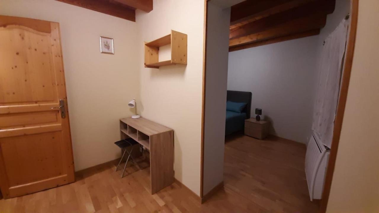 Petite Maison De Village Situee Entre Lacs, Cascades Et Montagnes Virieu-le-Grand Εξωτερικό φωτογραφία