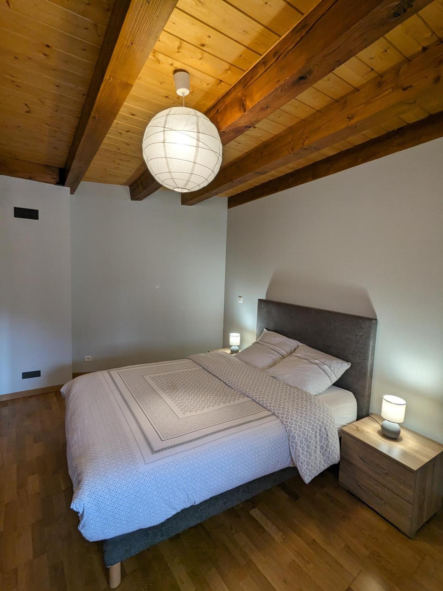 Petite Maison De Village Situee Entre Lacs, Cascades Et Montagnes Virieu-le-Grand Εξωτερικό φωτογραφία